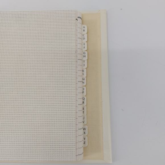 Vintage C.R. Williamsburg Address & Phone Book Floral 6 Ring - Picture 7 of 16